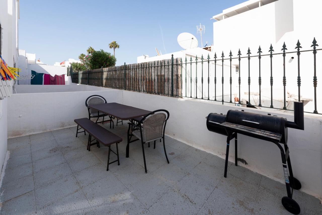 Lava Teneguia, 5 Guests In 2 Bedrooms Puerto del Carmen  Kültér fotó